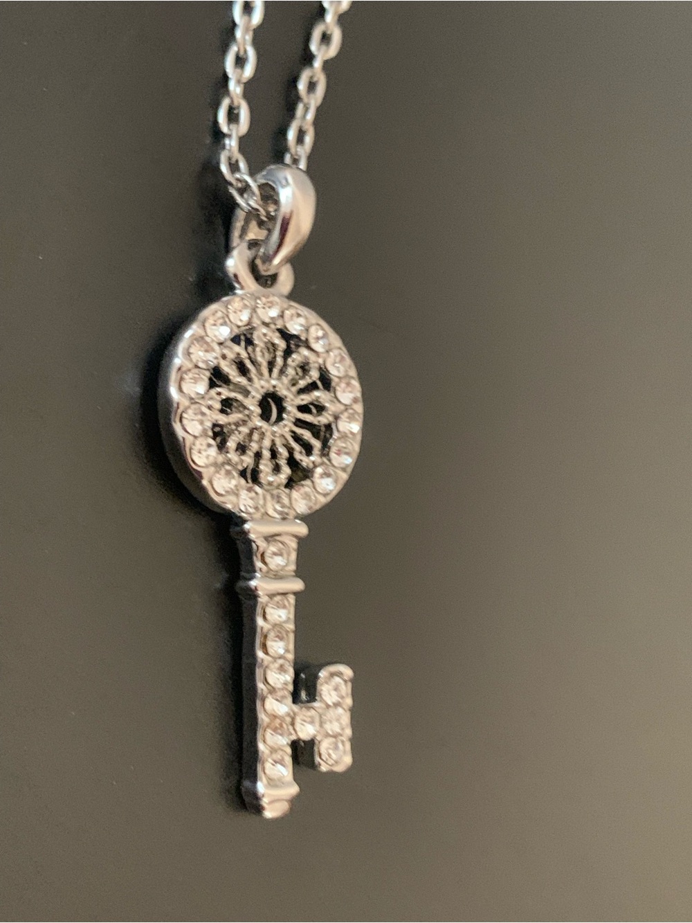 Delicate Silver tone  Key Pendant Necklace for Women
